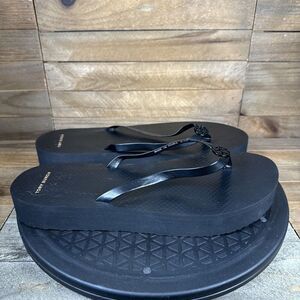 Tory Burch Womens Sz 10 Platform Flip Flop Perfect Black Leather Strap Sandals